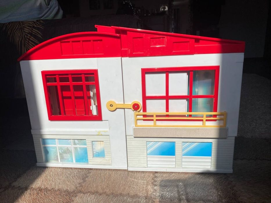 Кукольный дом раскладной