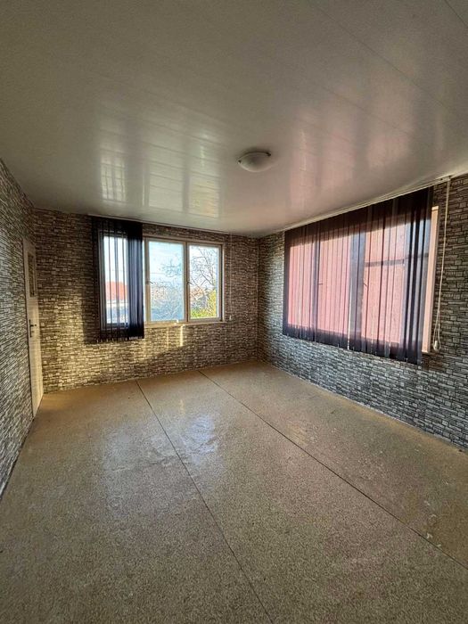 Продава се Къща в с. Брестник, Област Пловдив - 350 кв.м за 510 €/кв.м - Снимка #13