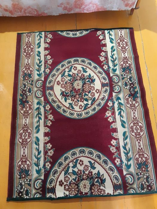 Ковёр и дивандек