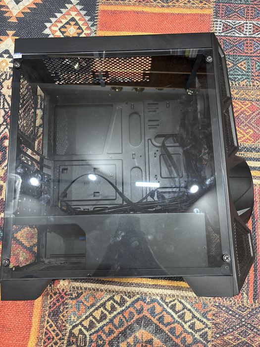 Продам корпус для компьютера