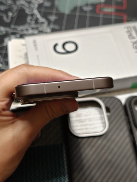 OPPO Find X9 Pro 16/512GB – 3 г. гаранция Yettel + 3 калъфа
