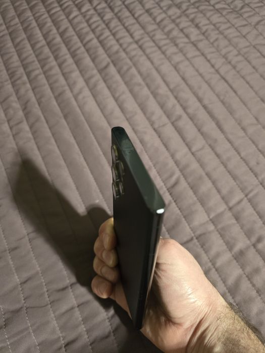 Samsung S22 Ultra defect, display in stare buna, baterie noua