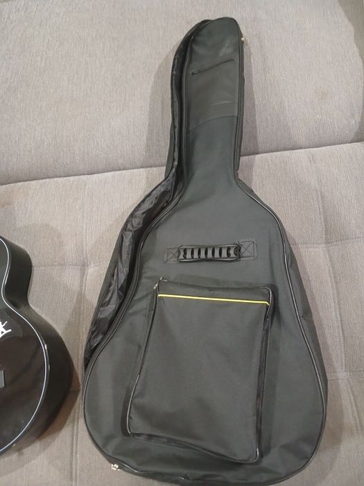 продам чехол для гитары
