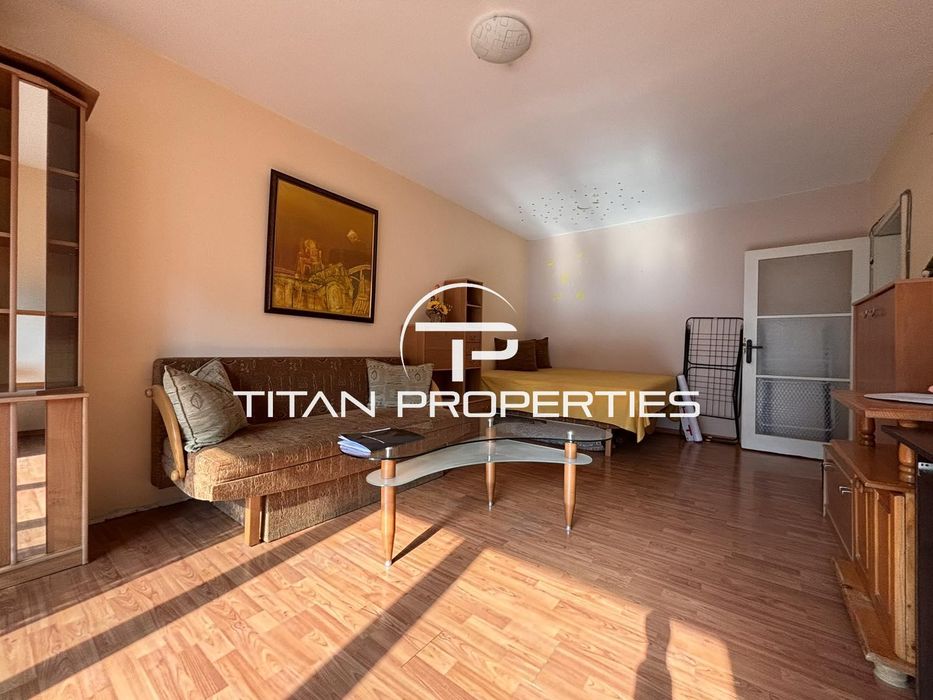 Дава се под наем Двустаен апартамент в Бургас, Славейков - 65 кв.м за 433.5 € - Снимка #3