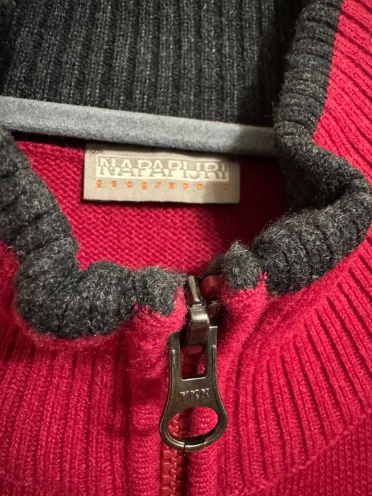 Мъжки пуловер Napapijri.