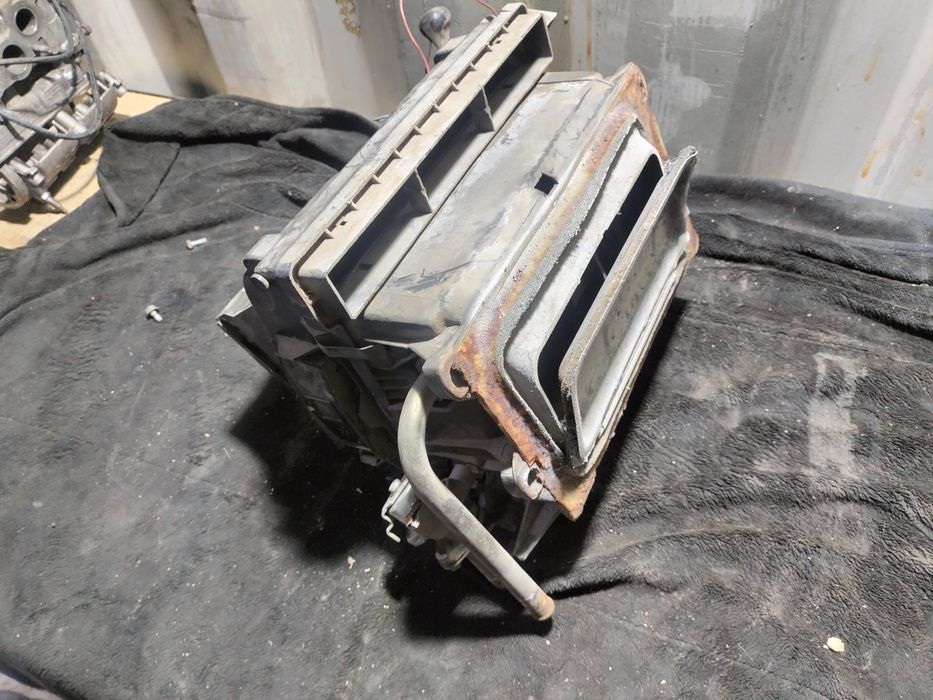 Корпус печки  Нива 2121, 2131