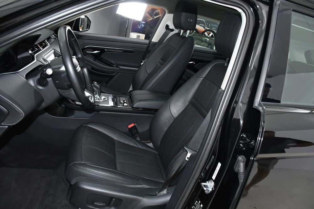 Land Rover Range Rover Evoque 4x4,Plafon Panoramic,Camera Marsalier,Incalzire In Scaune Key less