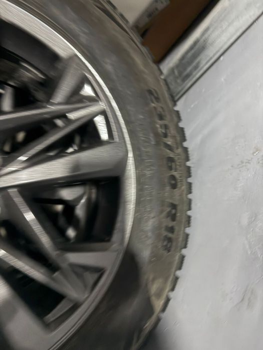 Продам зимнюю резину с дисками