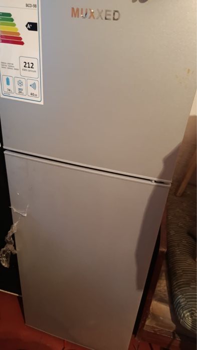 Продам холодильник