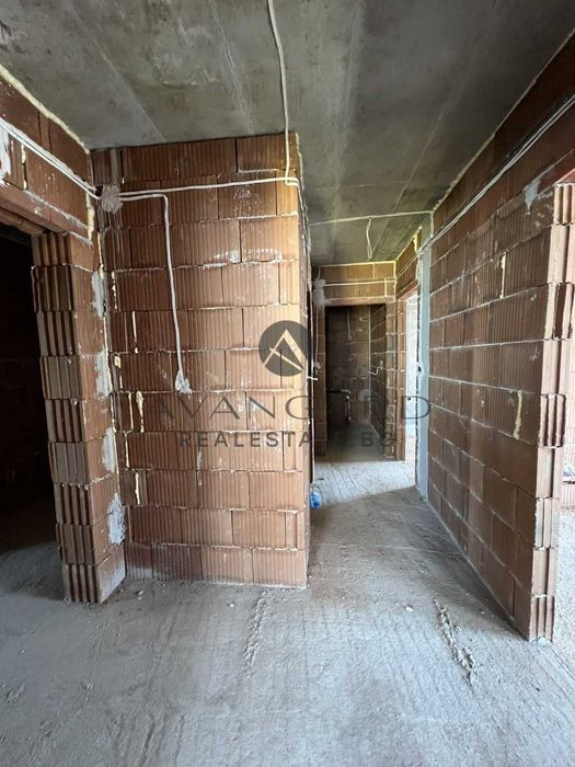 Продава се Тристаен апартамент в Пловдив, Остромила - 96 кв.м за 1296 €/кв.м - Снимка #9