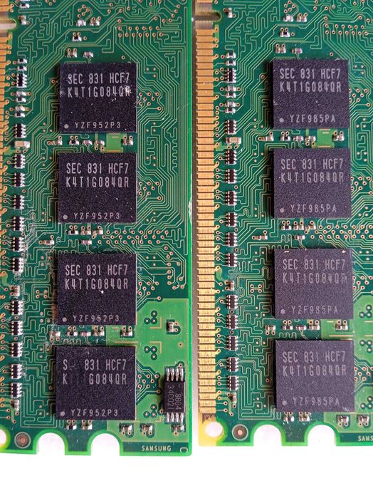 RAM памет 1GB + 1GB  Електронен блок на хранене