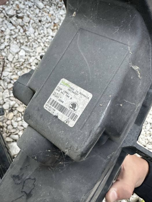 Proiector stanga / dreapta Skoda Superb 3 Facelift 2020/2021/2022