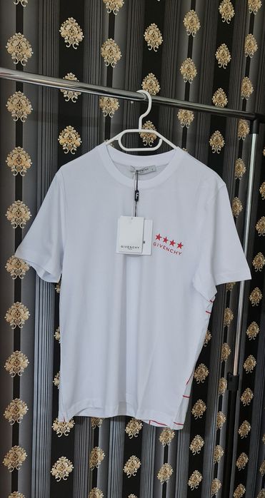 Tricou reducere Givenchy  / off white