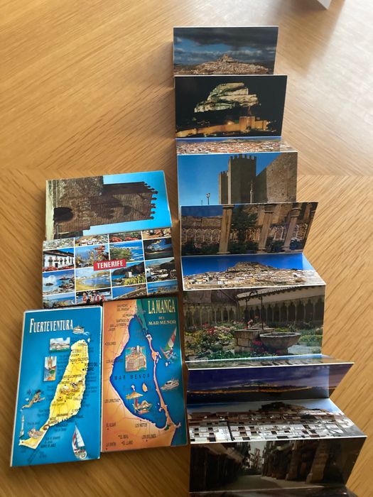 Пътеводители и картички