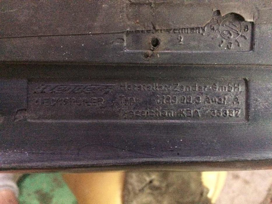 ZENDER Спойлер BMW 5 E28   Rear Boot Spoiler Original