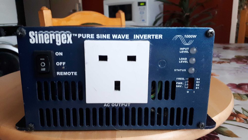 Продавам висок клас инвертори Sinergex, WAECO, DOMETIC