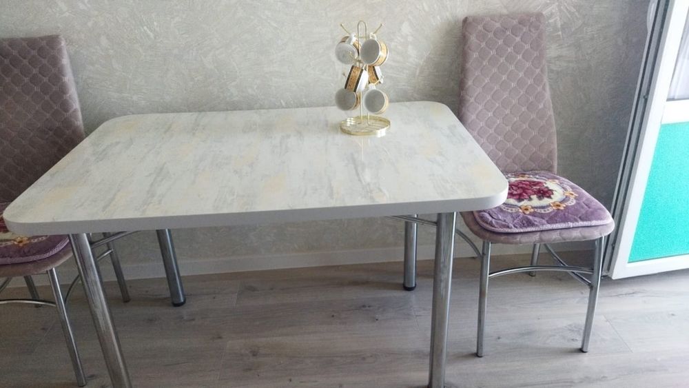 Стол до 8 персон