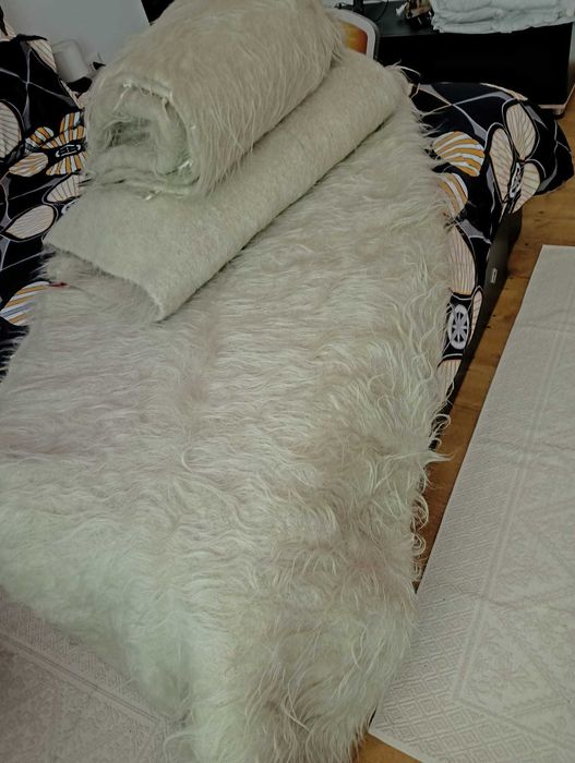 Strae de lână lucrate manual