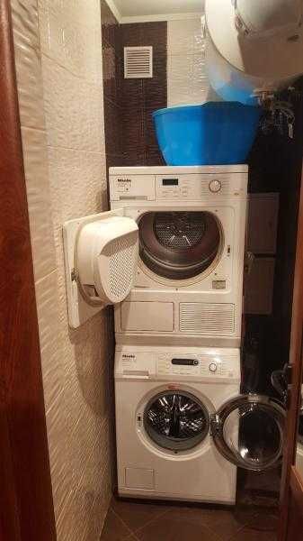 Голям тристаен апартамент в Лазур