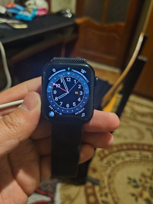 Продам apple watch se2