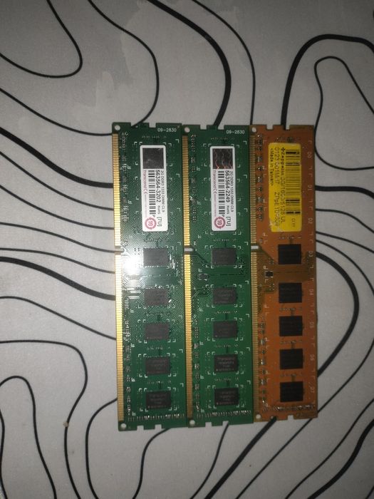 продам оперативку ддр 3