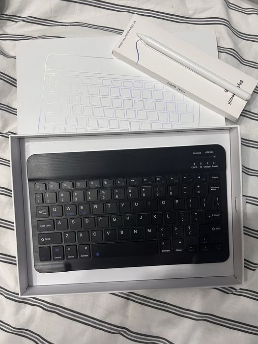 Клавиатура и стилус Bluetooth