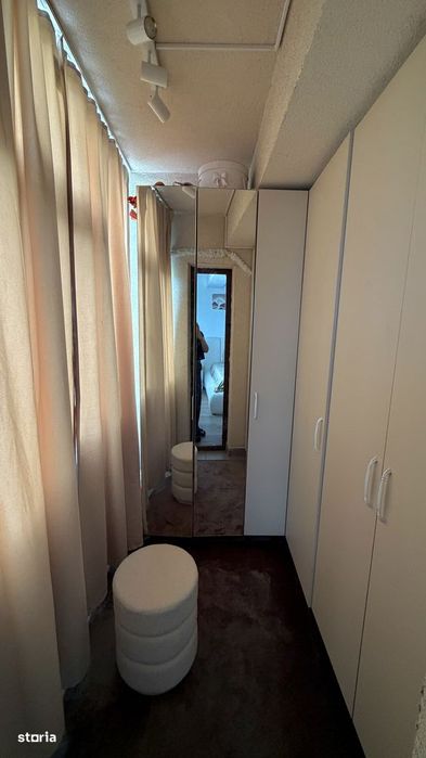 Apartament cu 2 camere, loc de parcare, curte cu loc de joacă, foișor