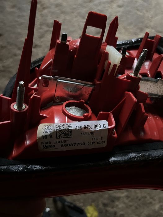 Стоп за audi a6 4f