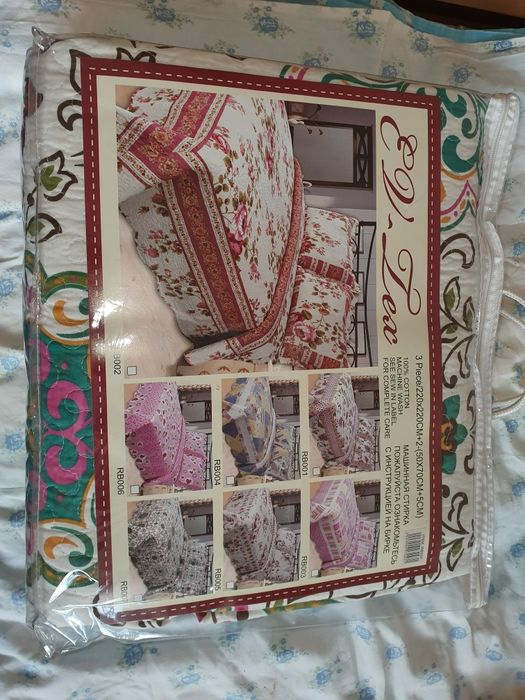 Покрывало и наволочки красивый набор