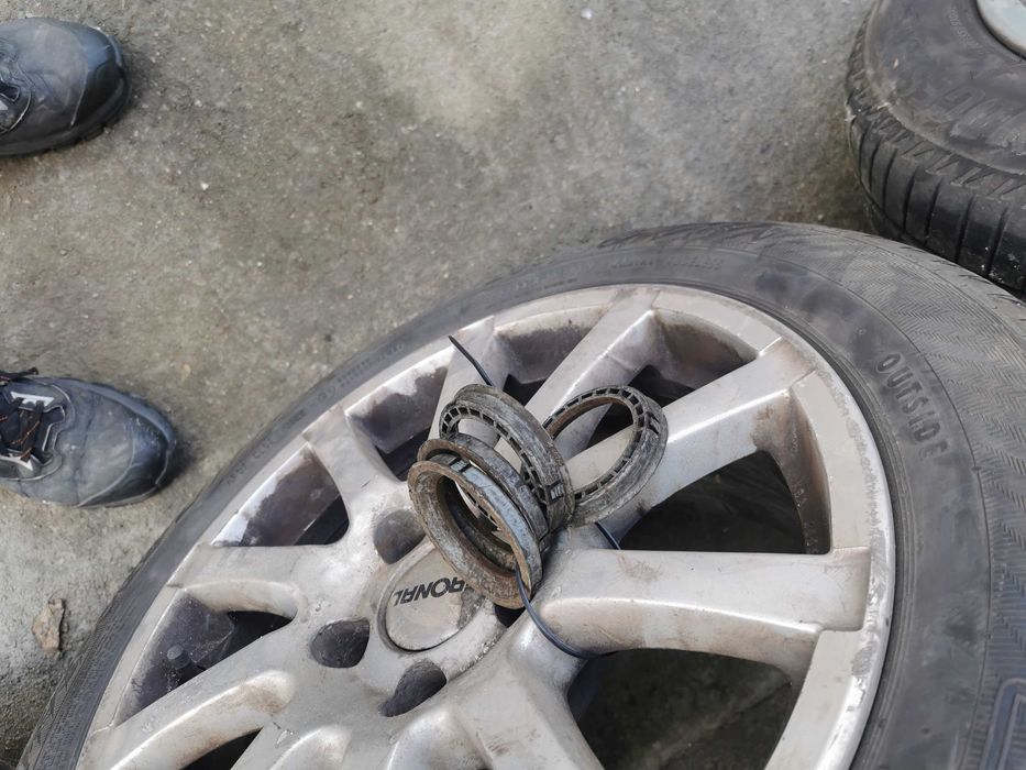 Vand 5 roti cu jante de aluminiu si cauciucuri de vara  205/55R16