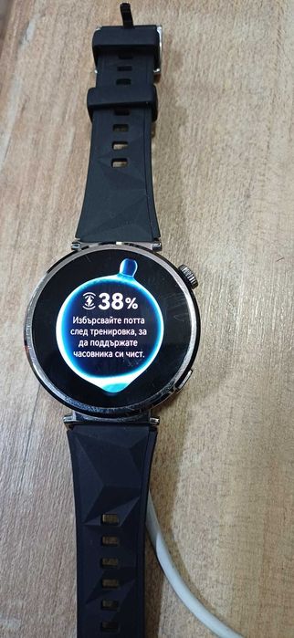 Смарт часовник huawei