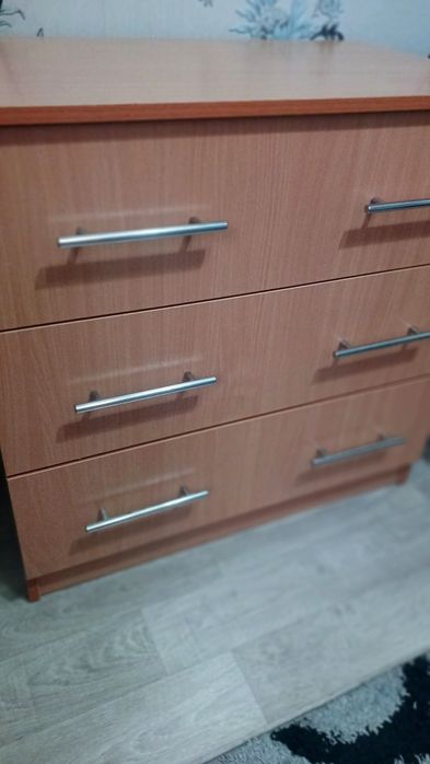 Комод новый 75×45×75 ясень