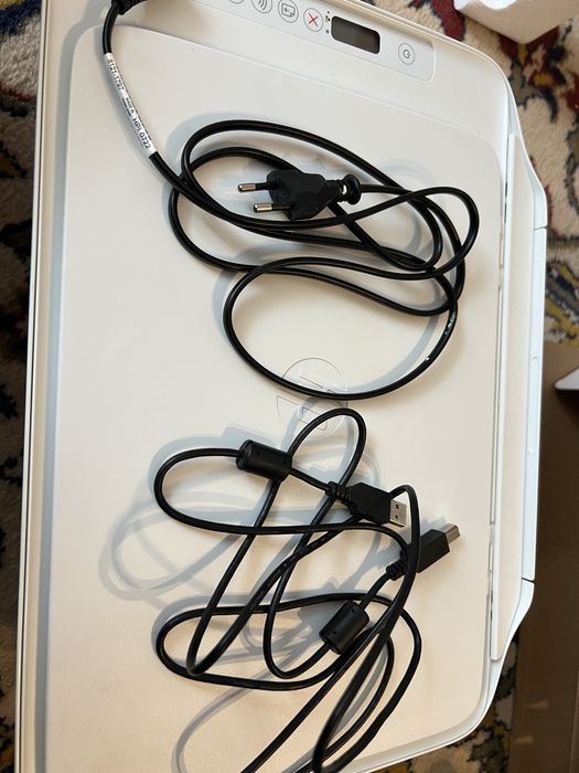 Imprimanta mutifunctionala HP Deskjet 2710e