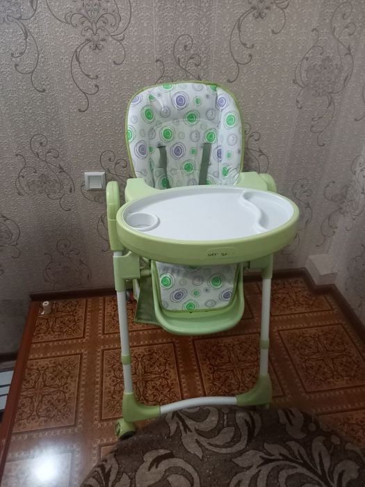 Стульчик для кормления