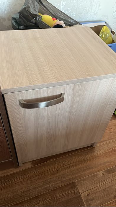 Продам тумбочки самовывоз
