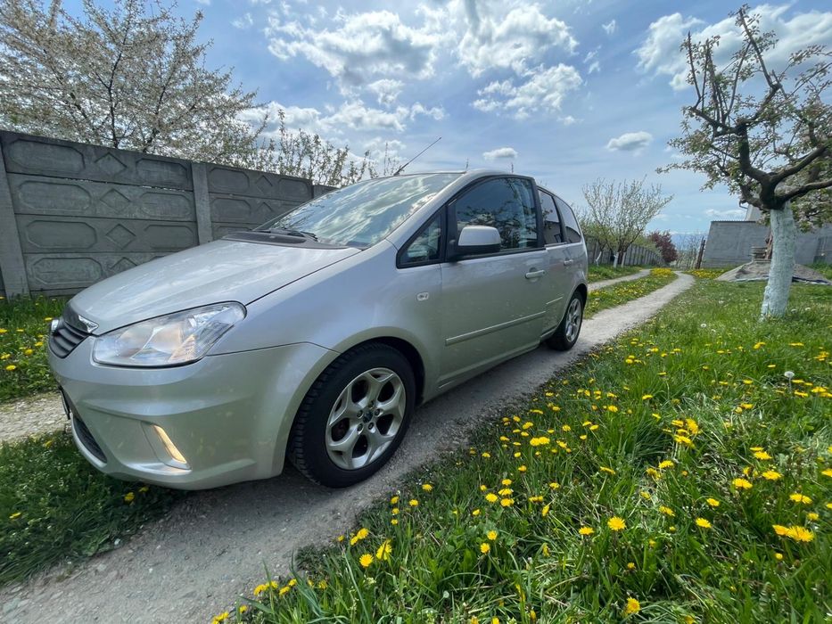 Vand sau schimb ford c-max