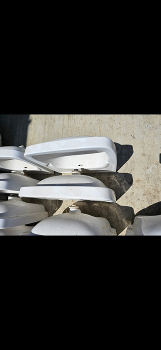 Usi de lemn fara toc