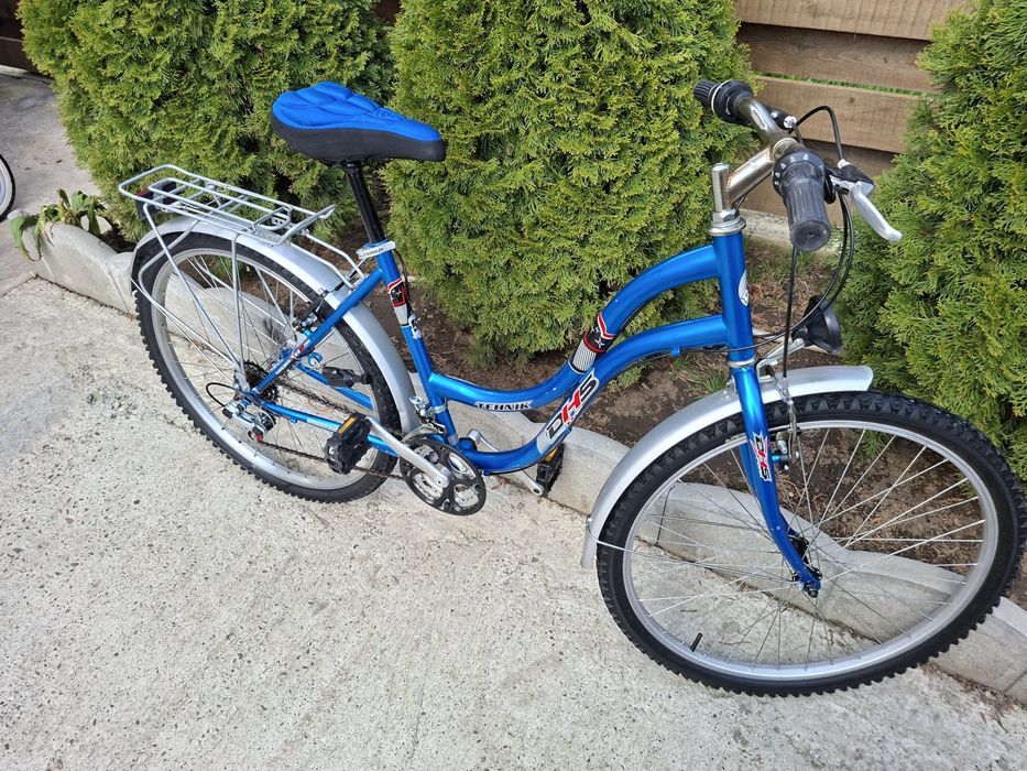 Vand bicicleta de 26 pret. 500 neg