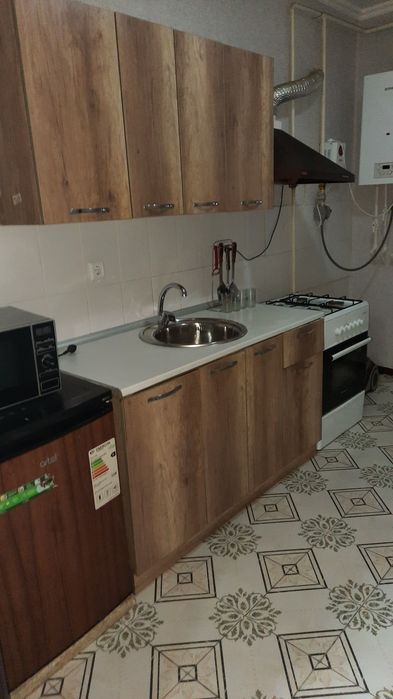 Сергили 3а 3хона 2этаж янги уй срочни сотилади 58минг