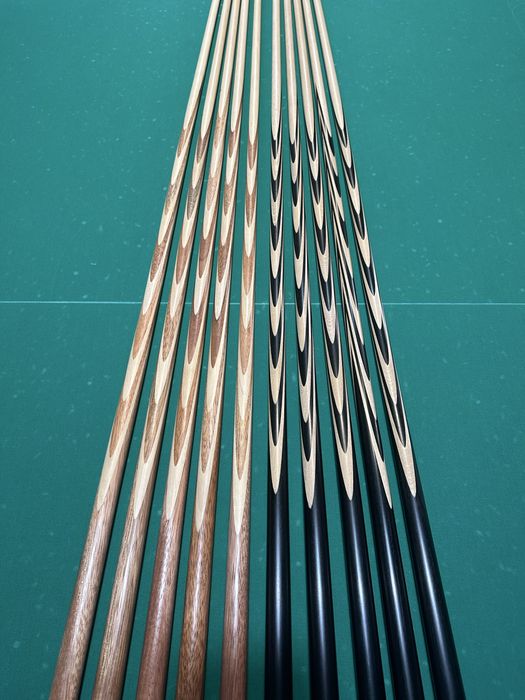 Продам новые кии для бильярда