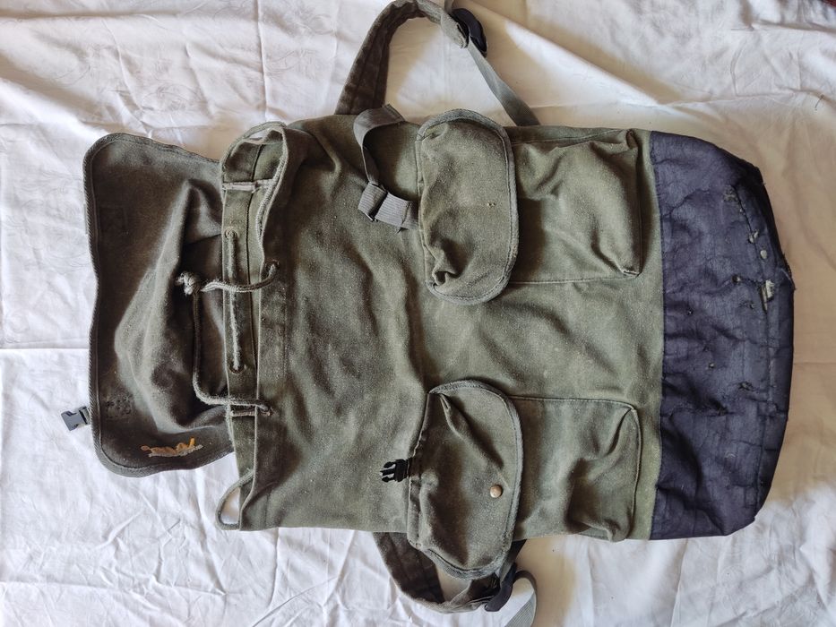 Рюкзаки туристические