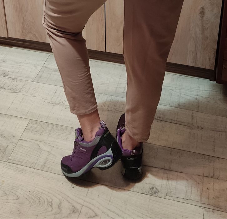 Продам туфли летние