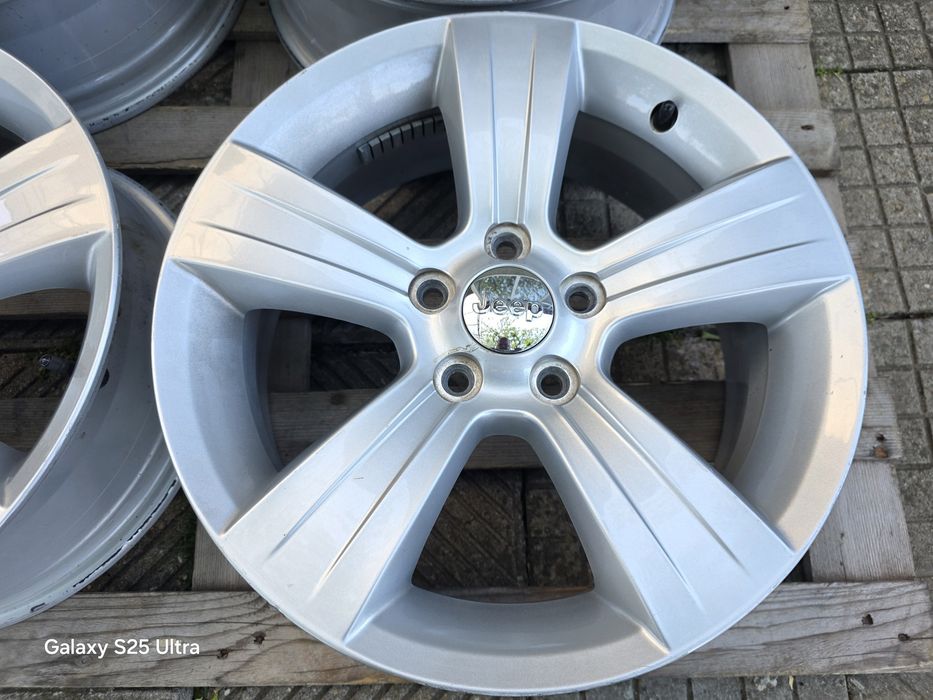 Лети джанти 17ки 5х114.3 Jeep