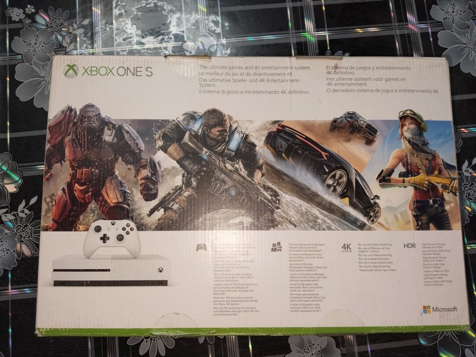 Продам X-BOX ONE-S