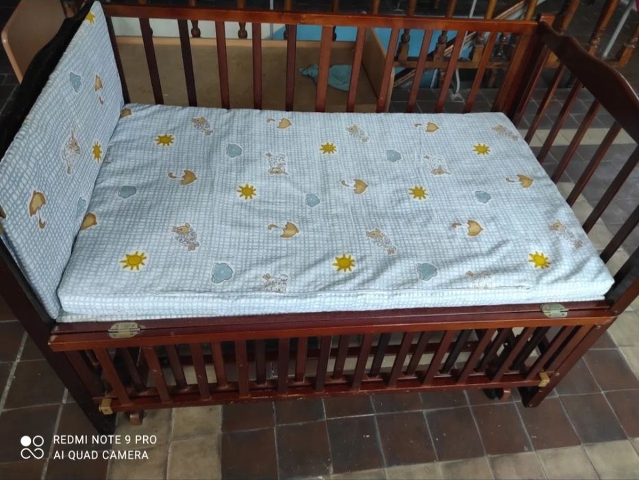 Детская кроватка
