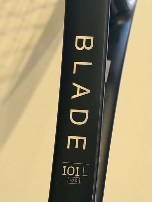 Тенис ракета Wilson Blade 101L V7.0 (Грип L2) + калъф HEAD