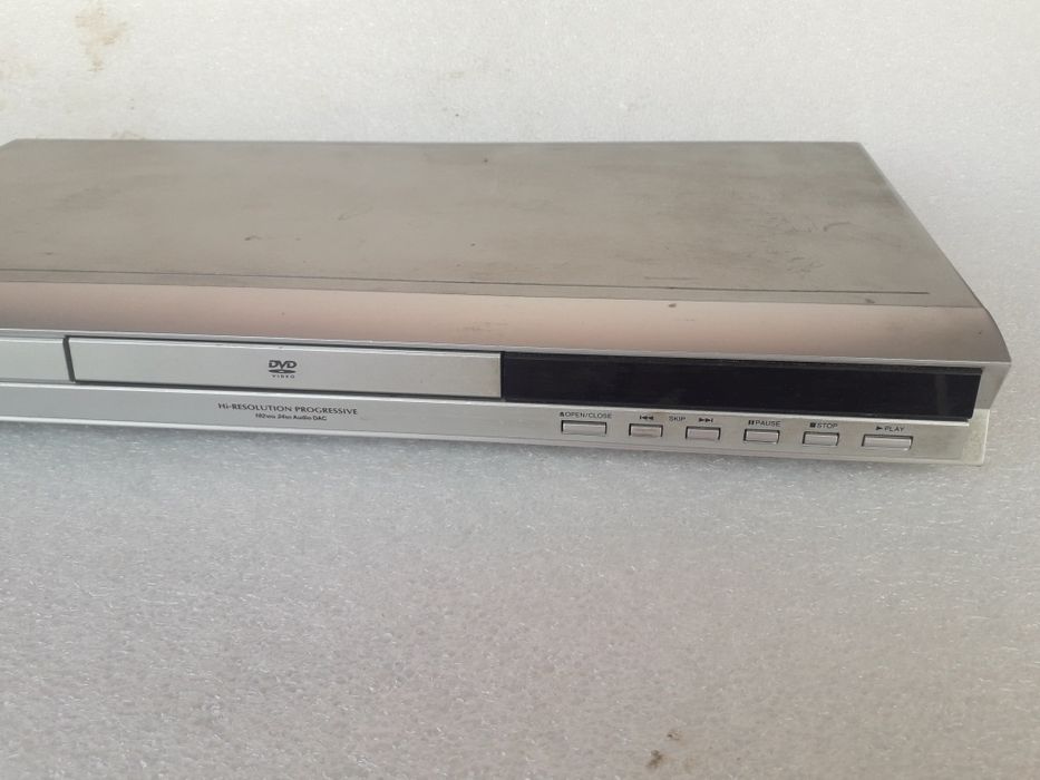 DVD плейър Toshiba