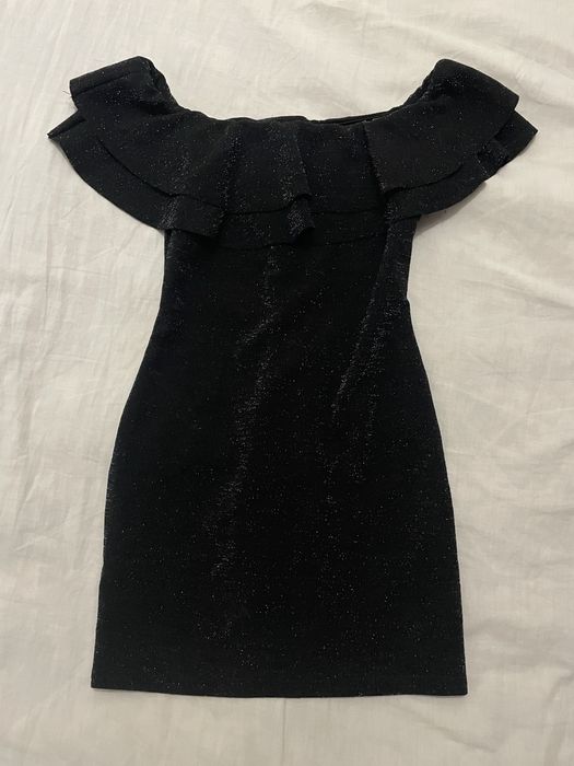 Рокли, поли, два комплекта, къс клин и блестяща елегантна блуза