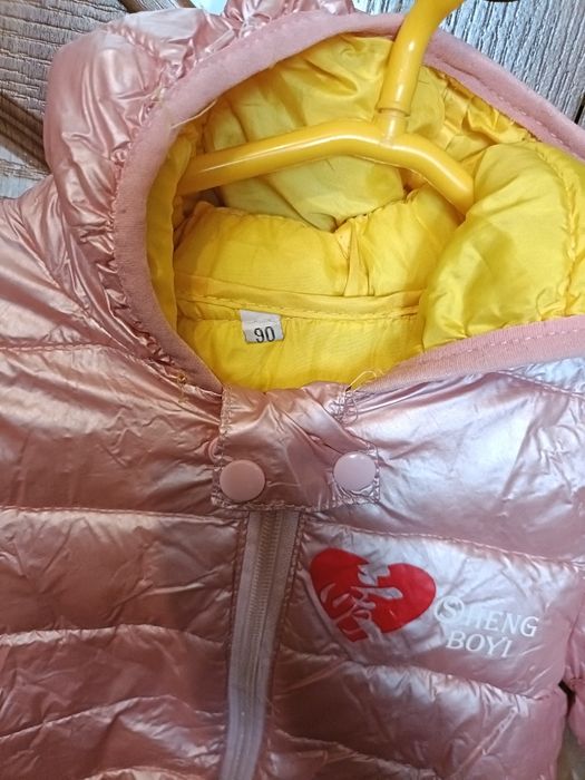 Куртка на девочку