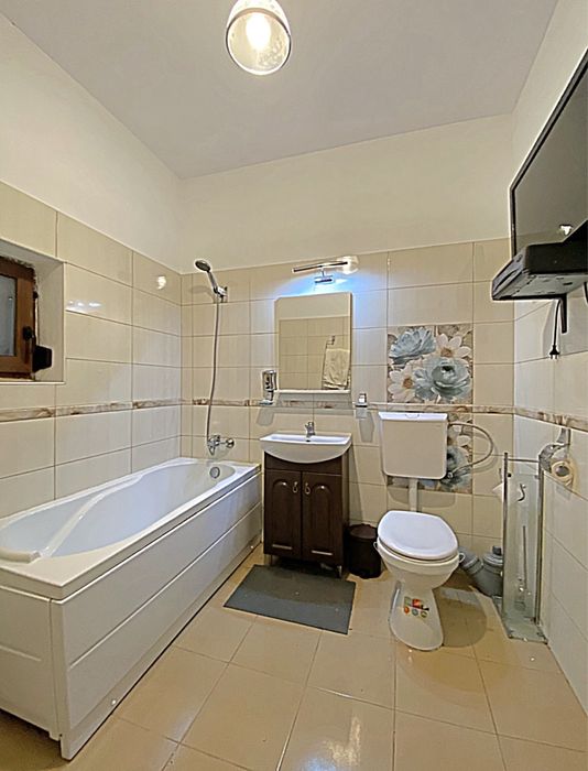 Proprietar vand URGENT  1/2 duplex Dumbravita